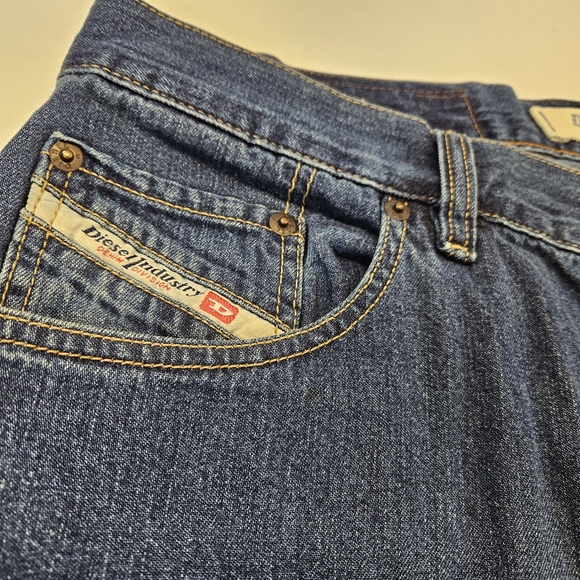 Diesel Jeans Mens Size 40 Blue Straight Leg Denim Cotton Cheyenne - Picture 6 of 13